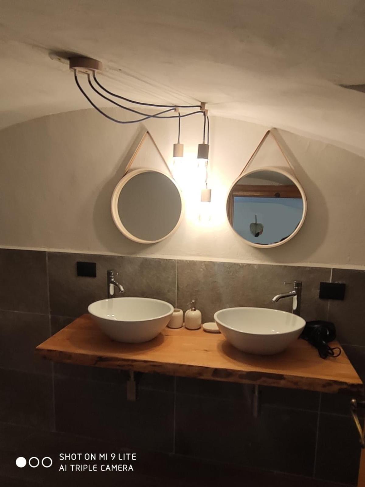 La Casa Del Gigante Frassino Apartment อัชเชลิโย ภายนอก รูปภาพ